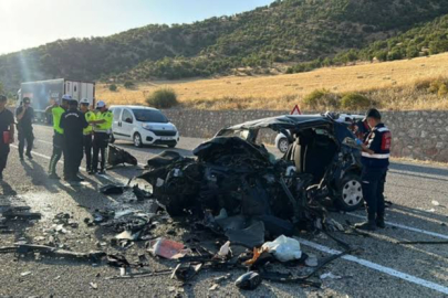 Adıyaman’da feci kaza: Biri bebek 4 ölü