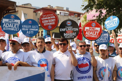 Bursa'da Memur-Sen'e bağlı sendikalar eylem yaptı