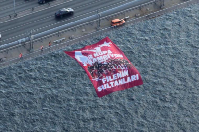 Filenin Sultanları’nın bayrağı, Boğaz’daki köprülere asıldı