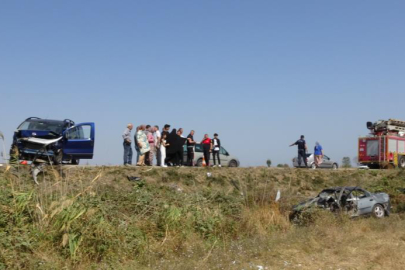 Çanakkale’de feci kaza: 2 ölü, 5 yaralı