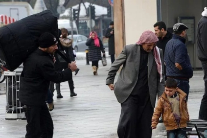 Suriyeliler için verilen süre doldu: Gitmeyenlere yaptırım...