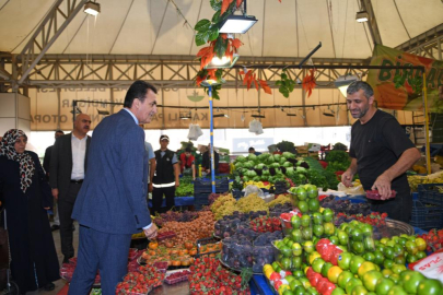 Başkan Dündar, “Çarşı ve pazarlar ekonominin kalbi”