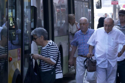 Bursa Belediye Başkanı,ücretsiz ulaşım kararını açıkladı