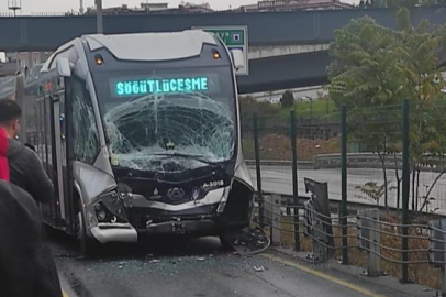 İstanbul Uzunçayır Metrobüs Hattında Kaza: Yolcular Güvende mi?