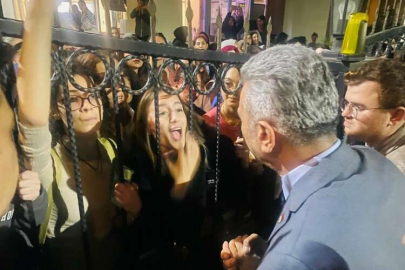 CHP Bursa'dan yurt öğrencilerinin protestosuna destek