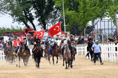 Rahvan atları fetih coşkusunu zirveye taşıdı