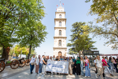 Bursa’nın güzelliklerini işaret diliyle tanıyorlar